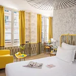 Hotel Crayon Rouge - Louvre Palais Royal