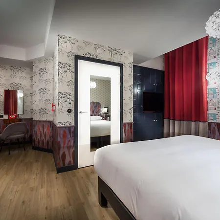 Hotel Crayon Rouge - Louvre Palais Royal 4*
