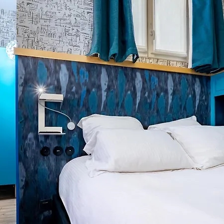 Hotel Crayon Rouge - Louvre Palais Royal 4*