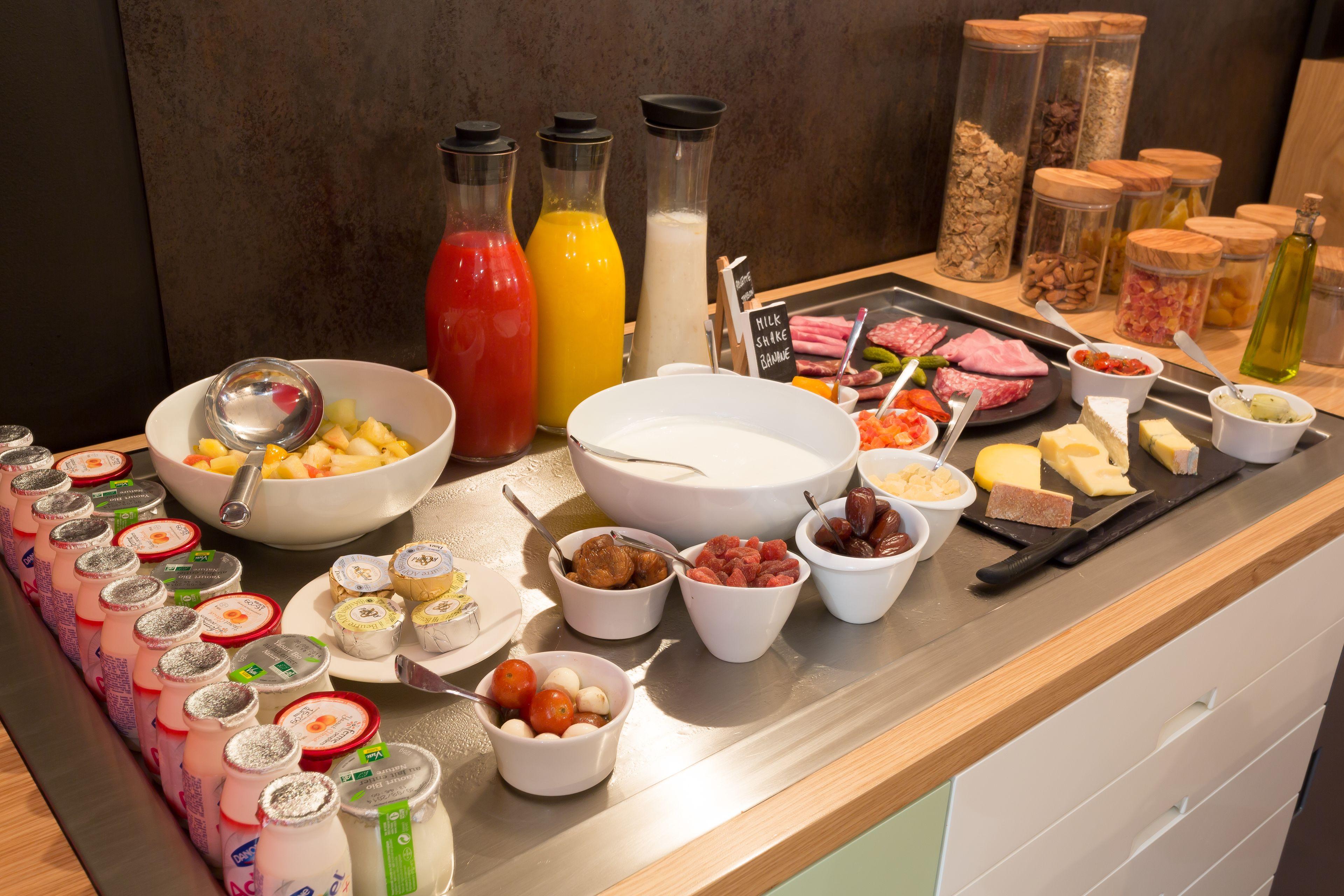 Crayon Rouge - Louvre Palais Royal Paris