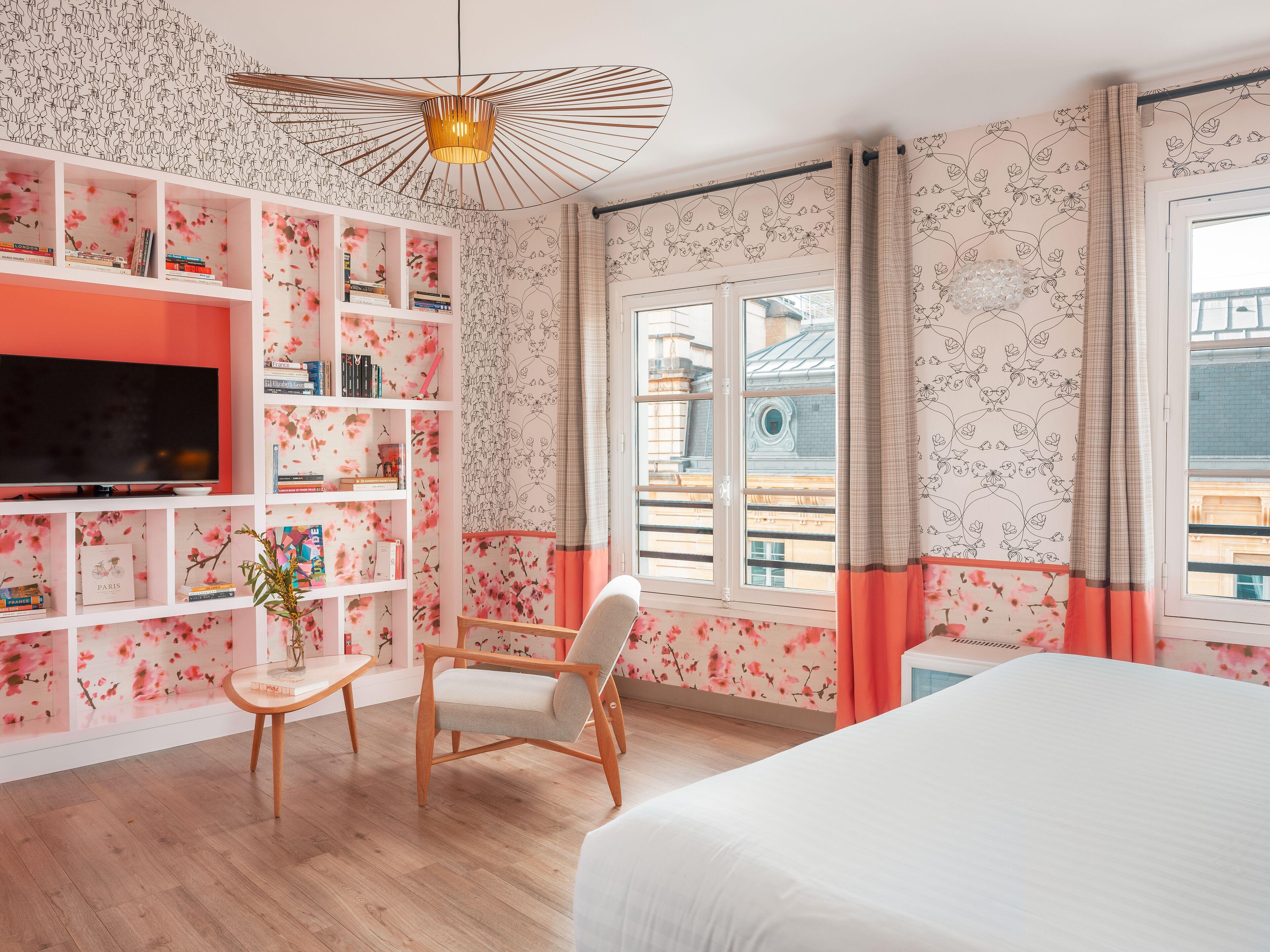 Crayon Rouge - Louvre Palais Royal Hotel Paris